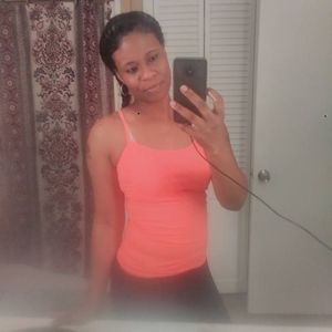 Meet your Posher, Felicia